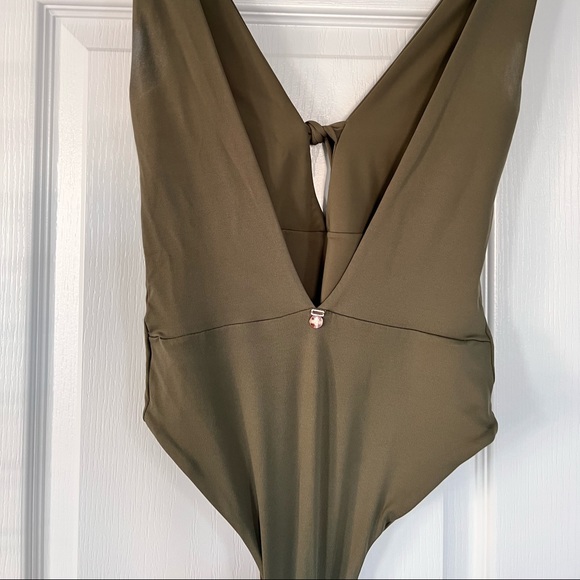 Malai Cock A Hoop One Piece in Green - Picture 2 of 7